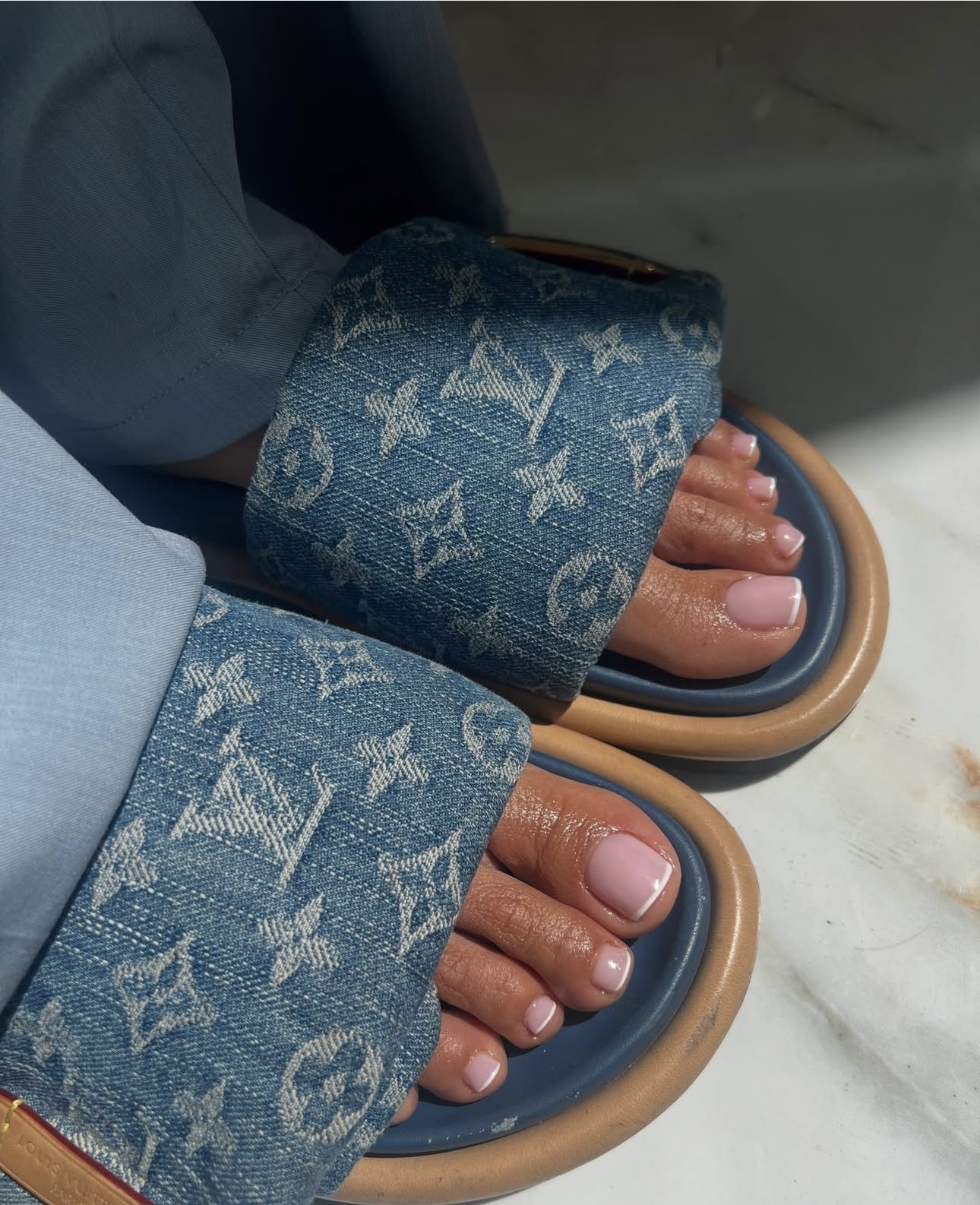 Zarte French Pediküre